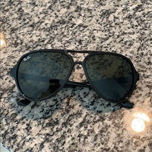 Ray-Ban RB 4125 CATS 500 BRAND NEW AUTHENTIC